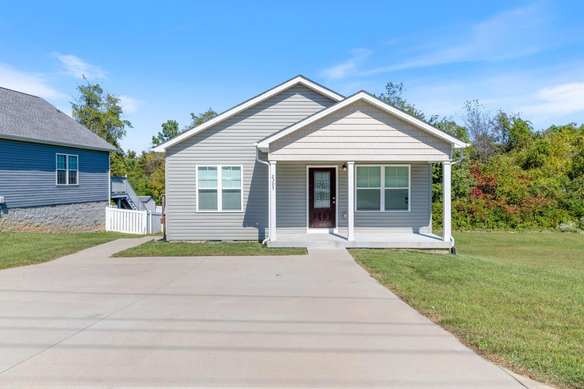 Photo for MLS 3139456 in 2305 Highway 47 E Dickson, TN - 37055