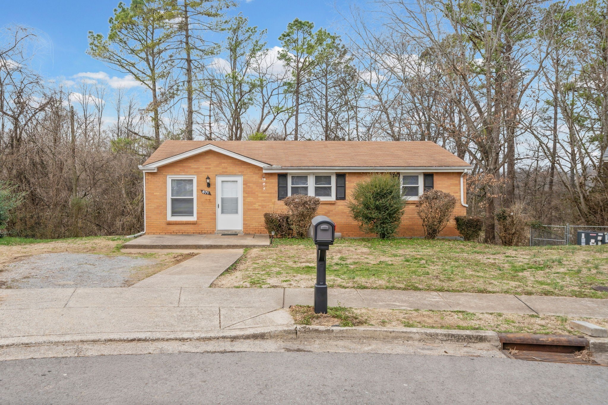 Photo of Listing #3139479