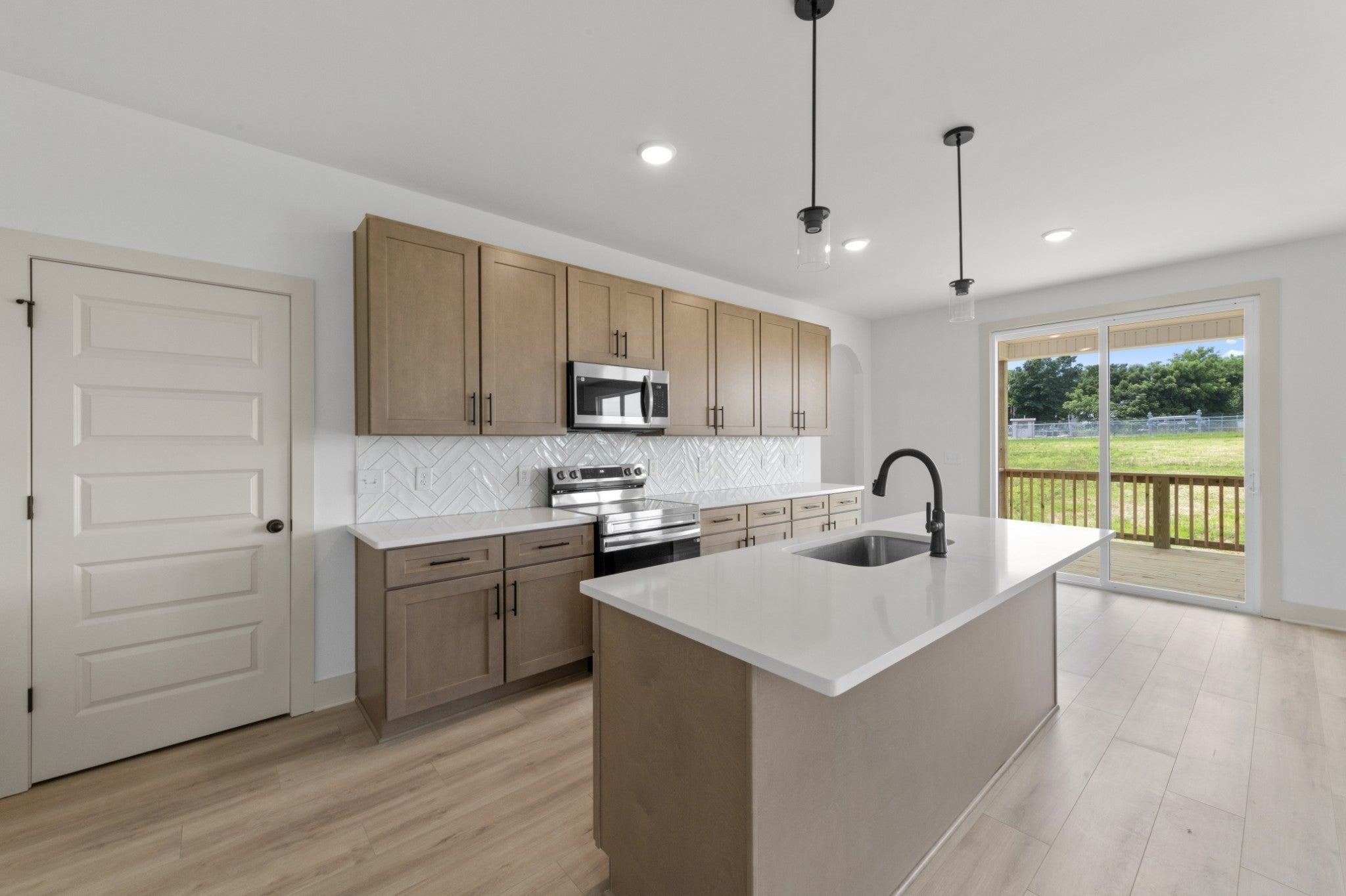 Photo of Listing #3139484