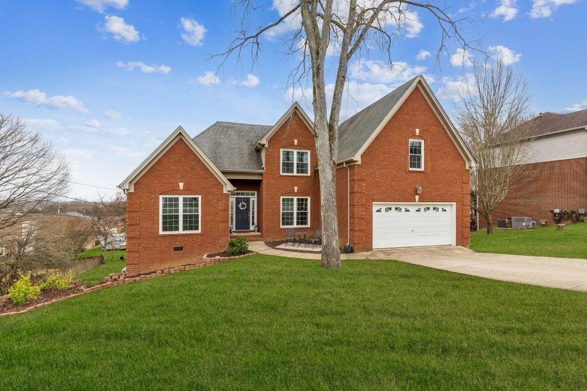 Photo of Listing #3139499