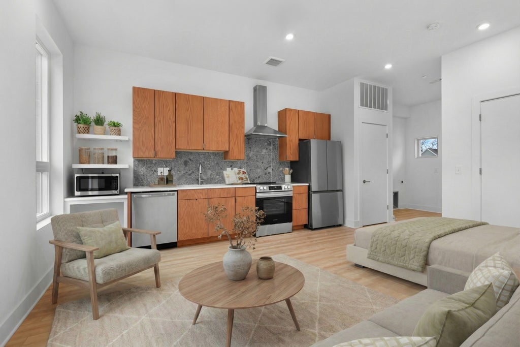 1310 Lischey Ave 104, Nashville