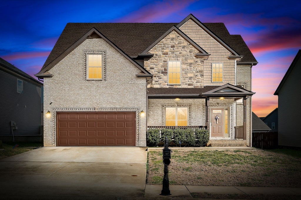 3747 Windmill Dr, Clarksville