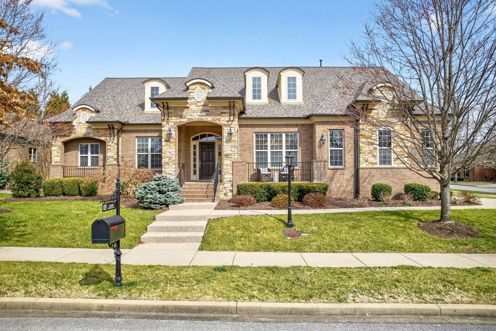 Photo of Listing #3139709