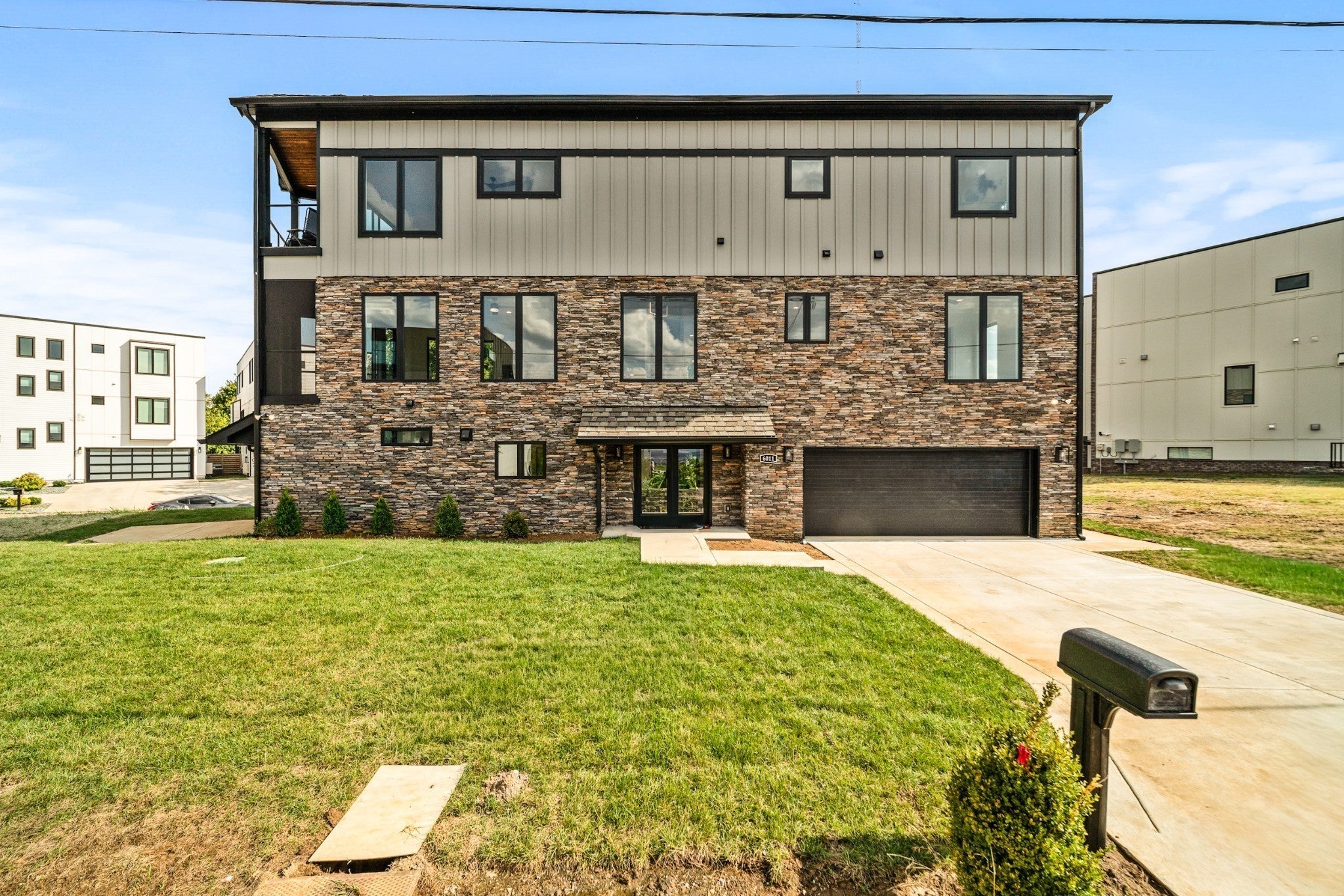 Photo of Listing #3139800