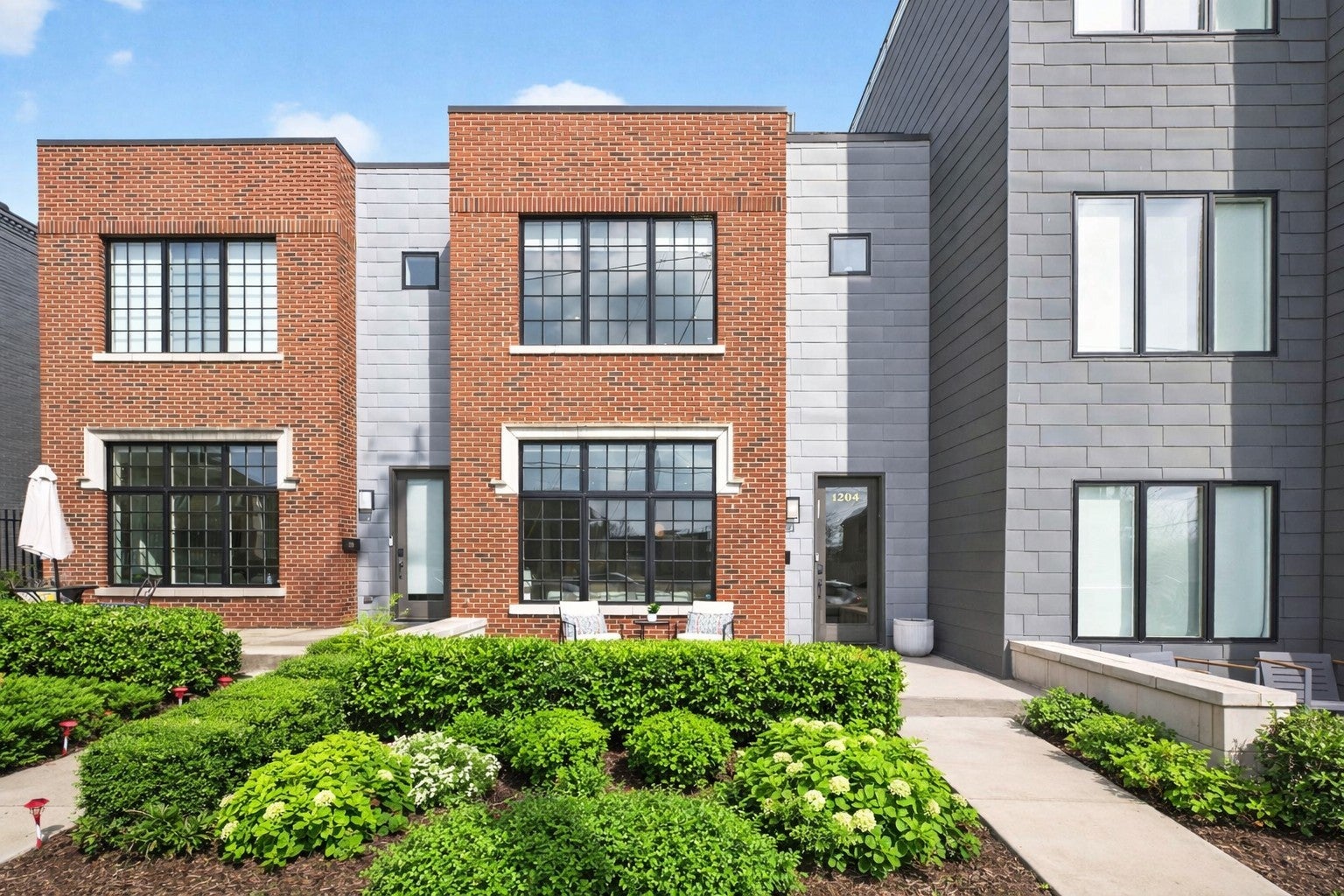 Photo of Listing #3139857