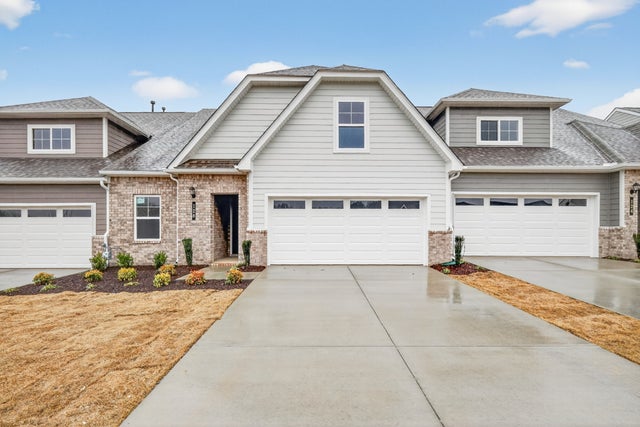 128 Yuma Lane, White House