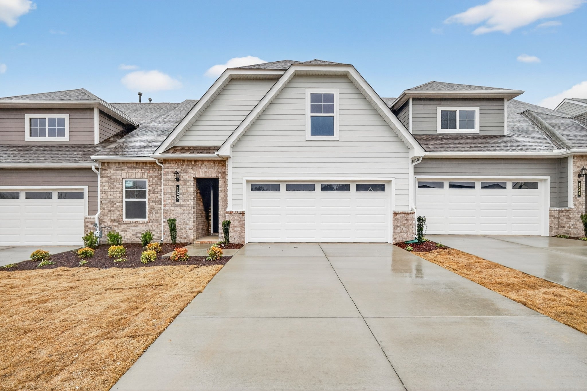 Photo of Listing #3139886