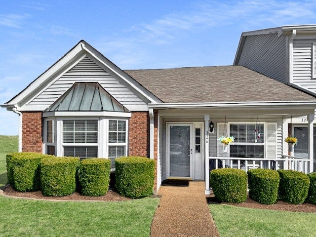 Photo of Listing #3139897