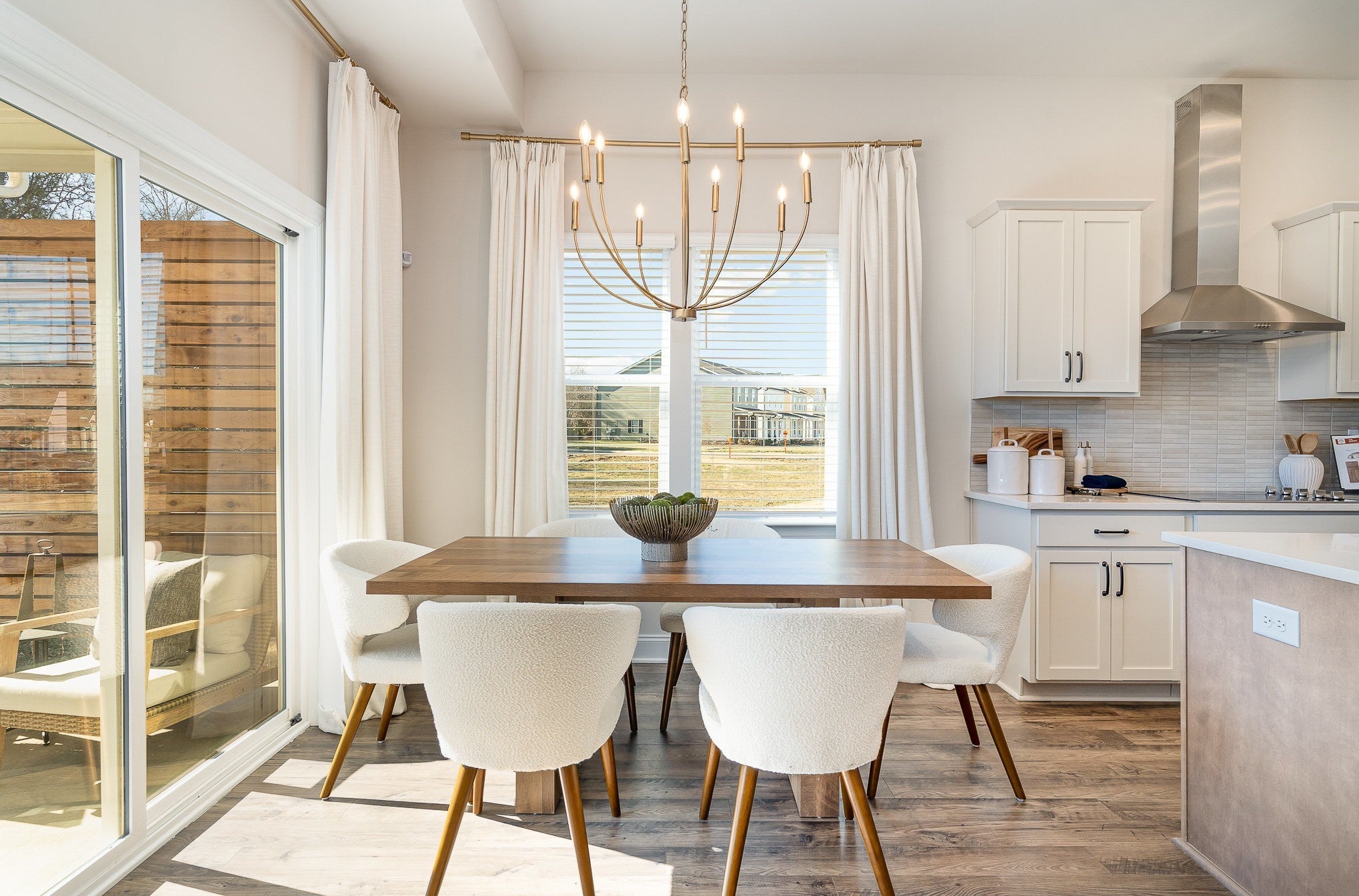 Photo of Listing #3139911