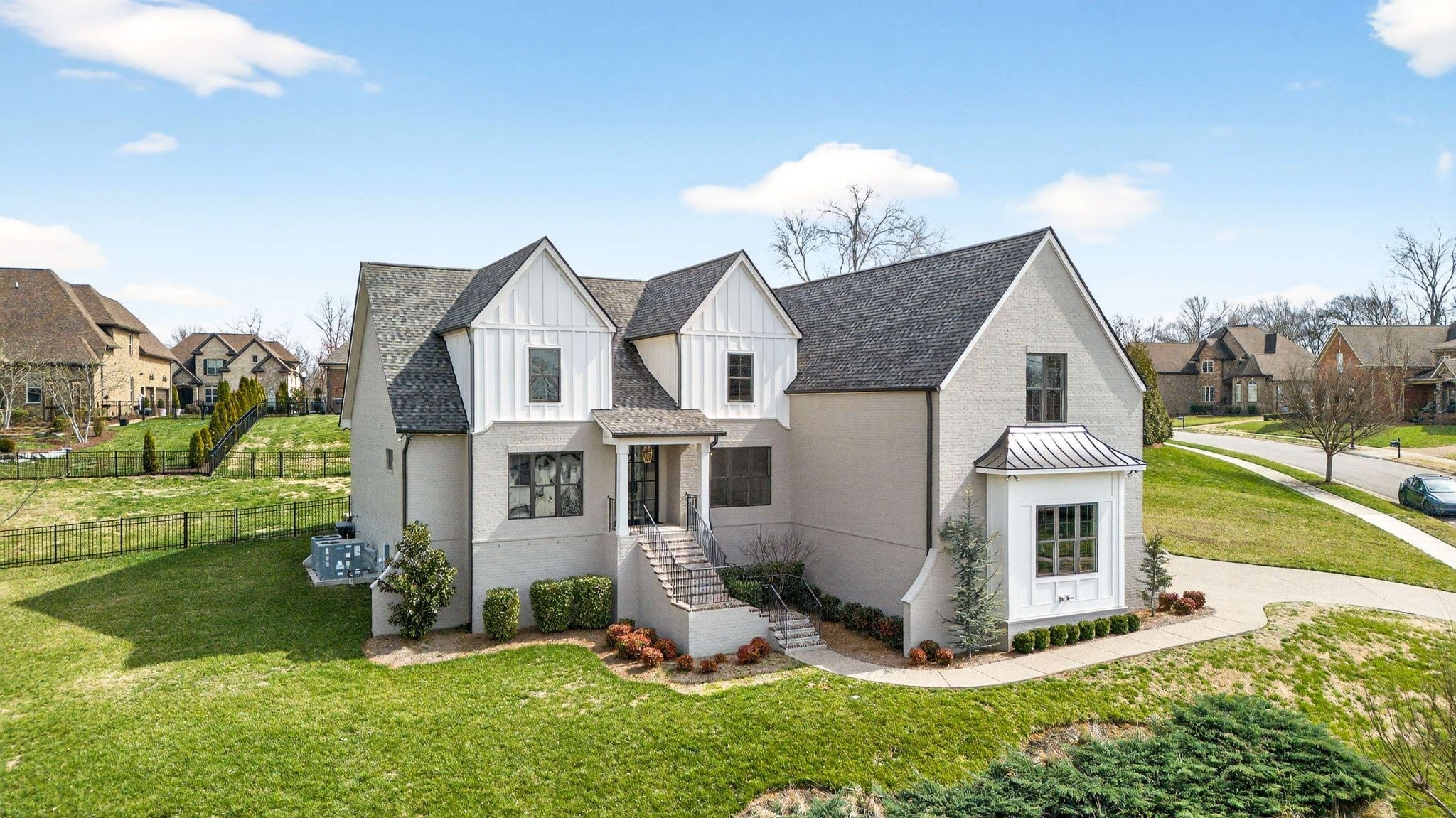 Photo of Listing #3139936