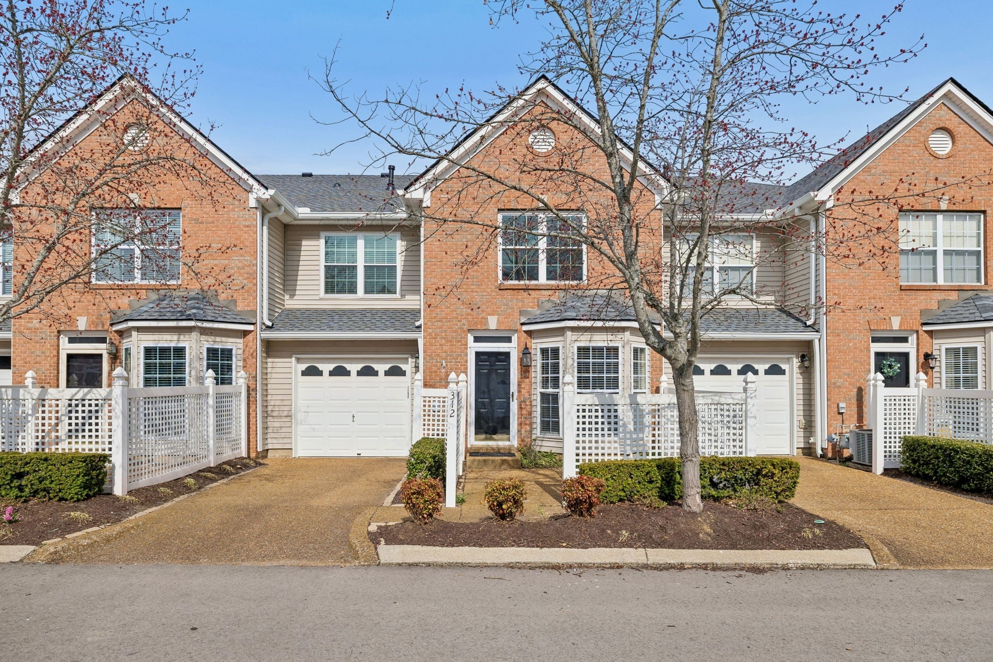 Photo of Listing #3143189