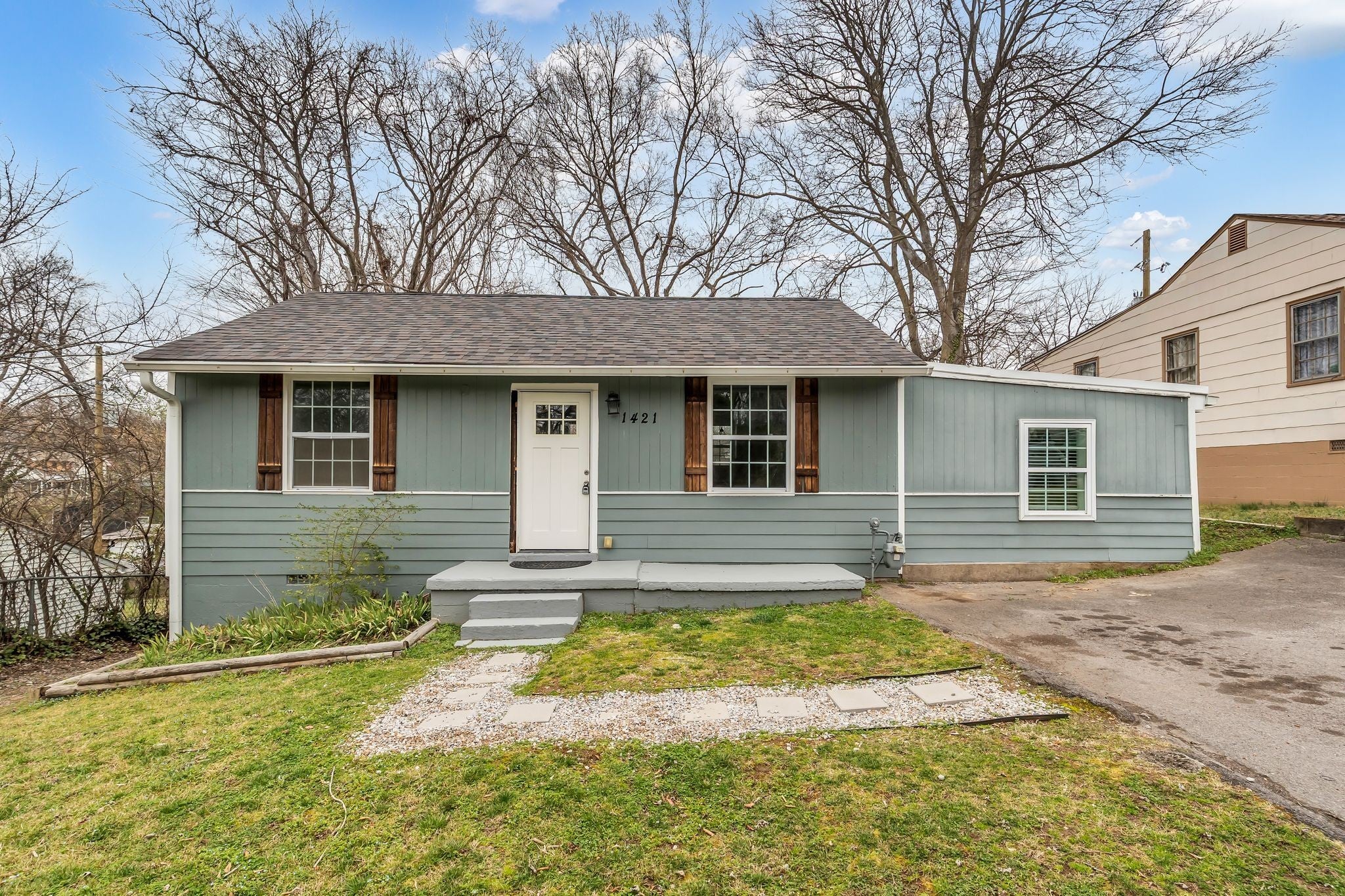 Home for sale in 1421 Electric Avenue Nashville, TN