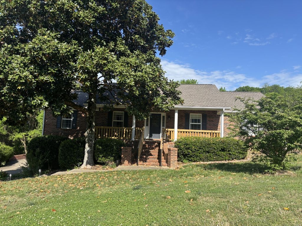1739 Collins Hollow Rd, Lewisburg