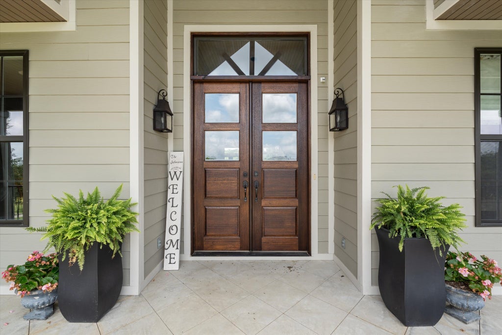 1135d Center Point Rd, Hendersonville