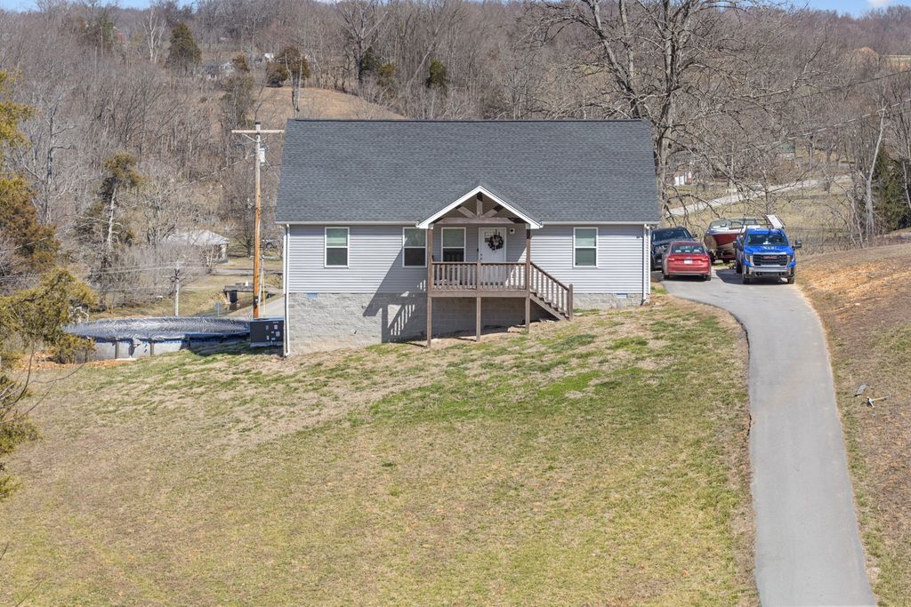 510 Highland Park Rd, Red Boiling Springs