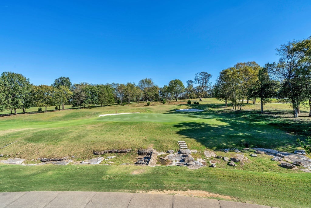 1717 Boardwalk Pl, Gallatin