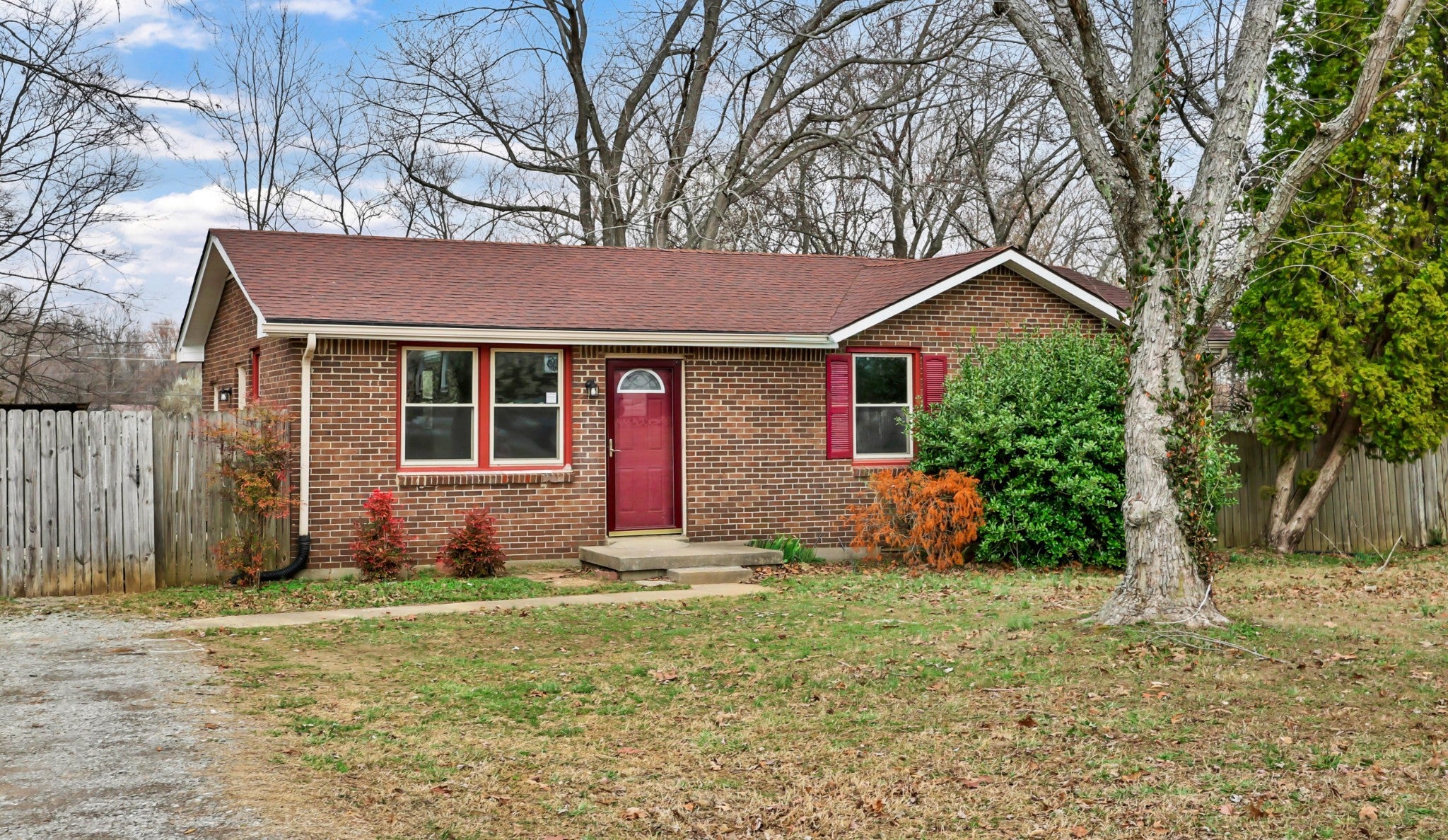 Photo for MLS 3145130 in 527 Caskey Dr Clarksville, TN - 37042