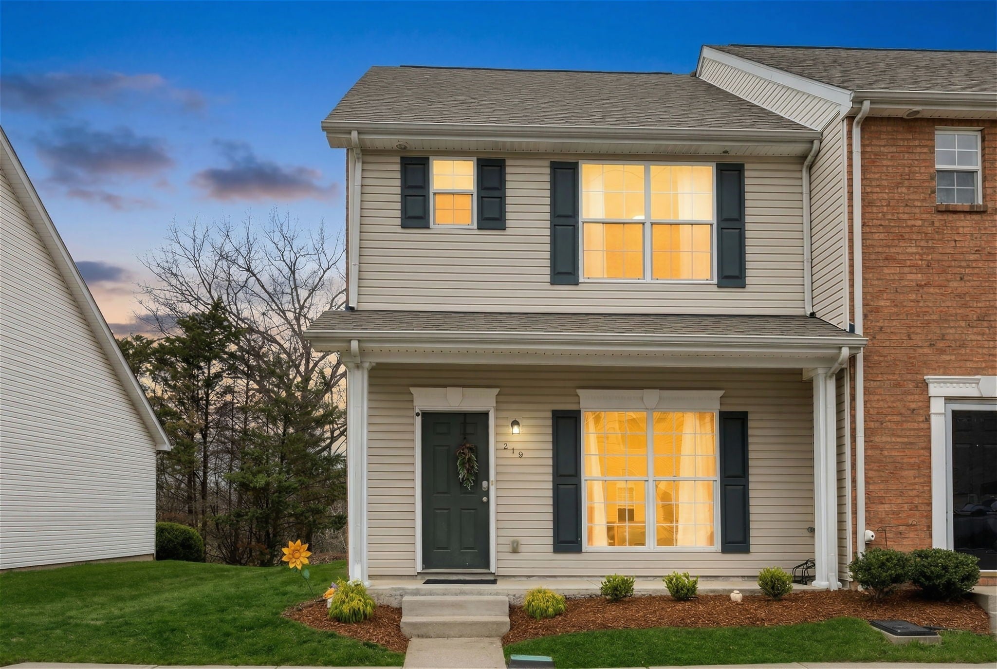 Photo of Listing #3145559