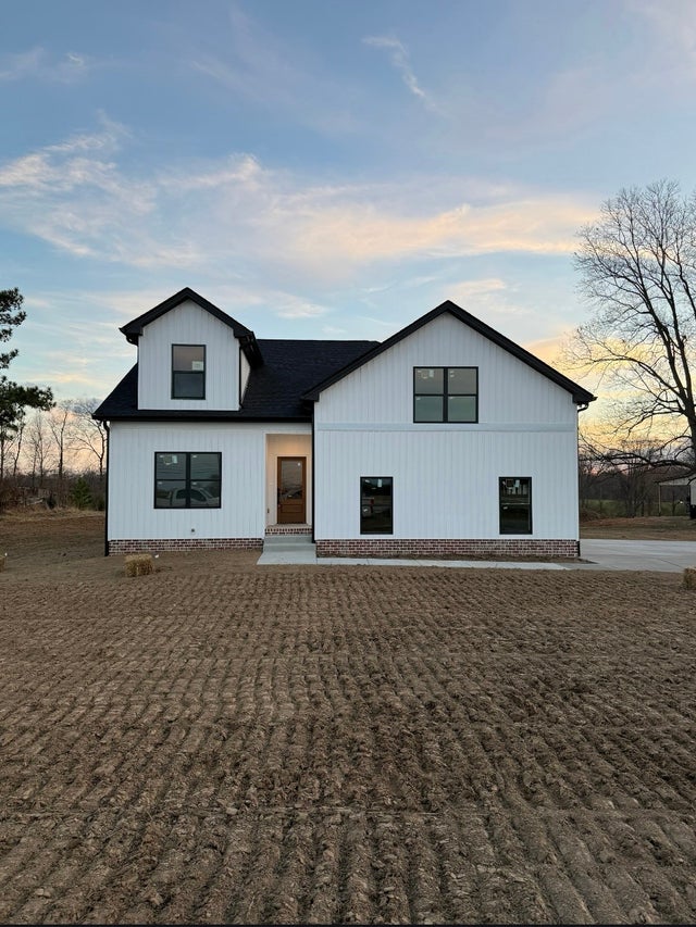 4323 South Garrett, Springfield