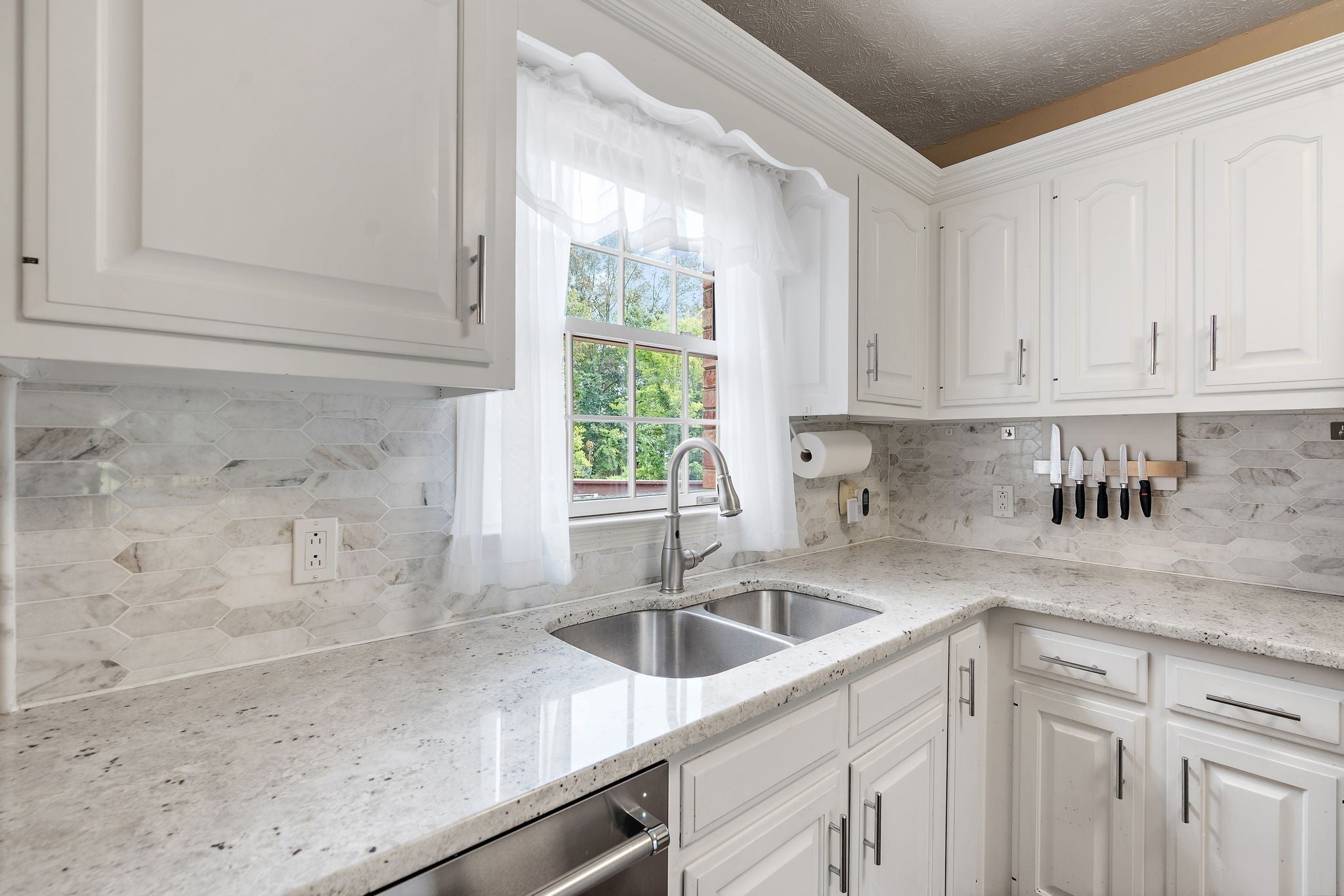 Photo of Listing #3145628