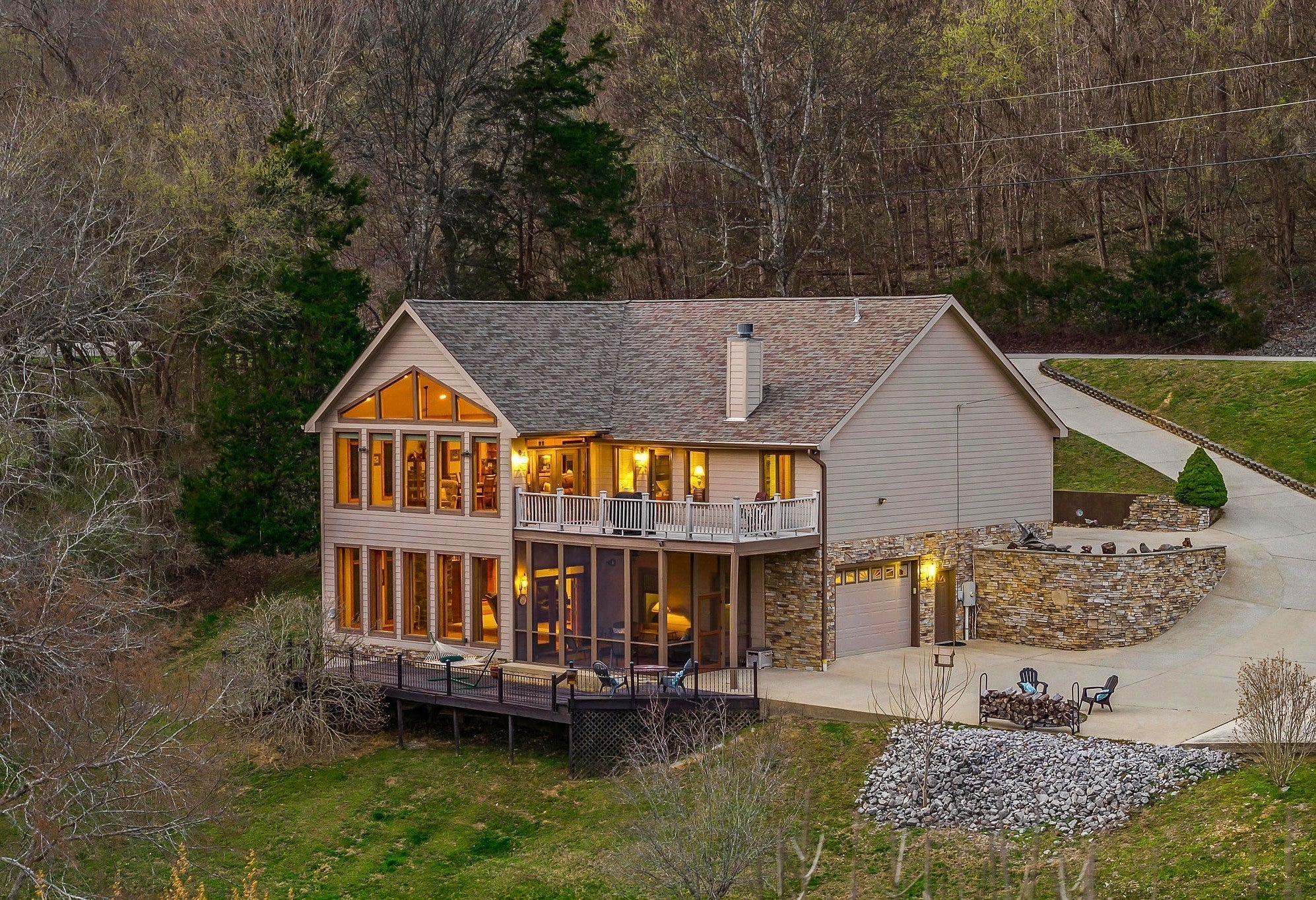 Photo of Listing #3145747