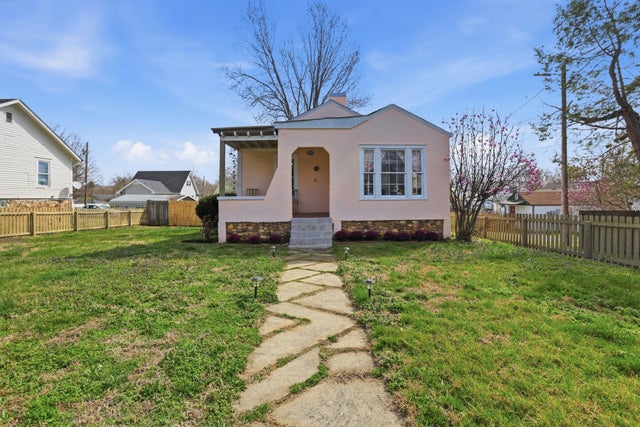 103 Freeman Ave, Dickson