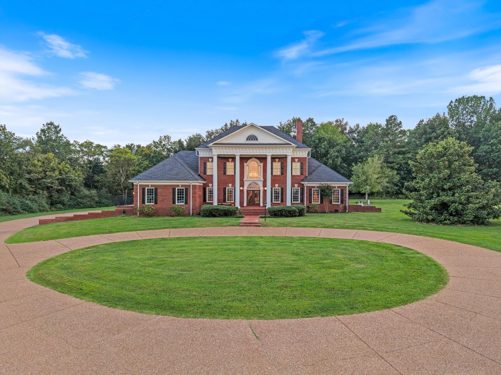 Photo of Listing #3145826