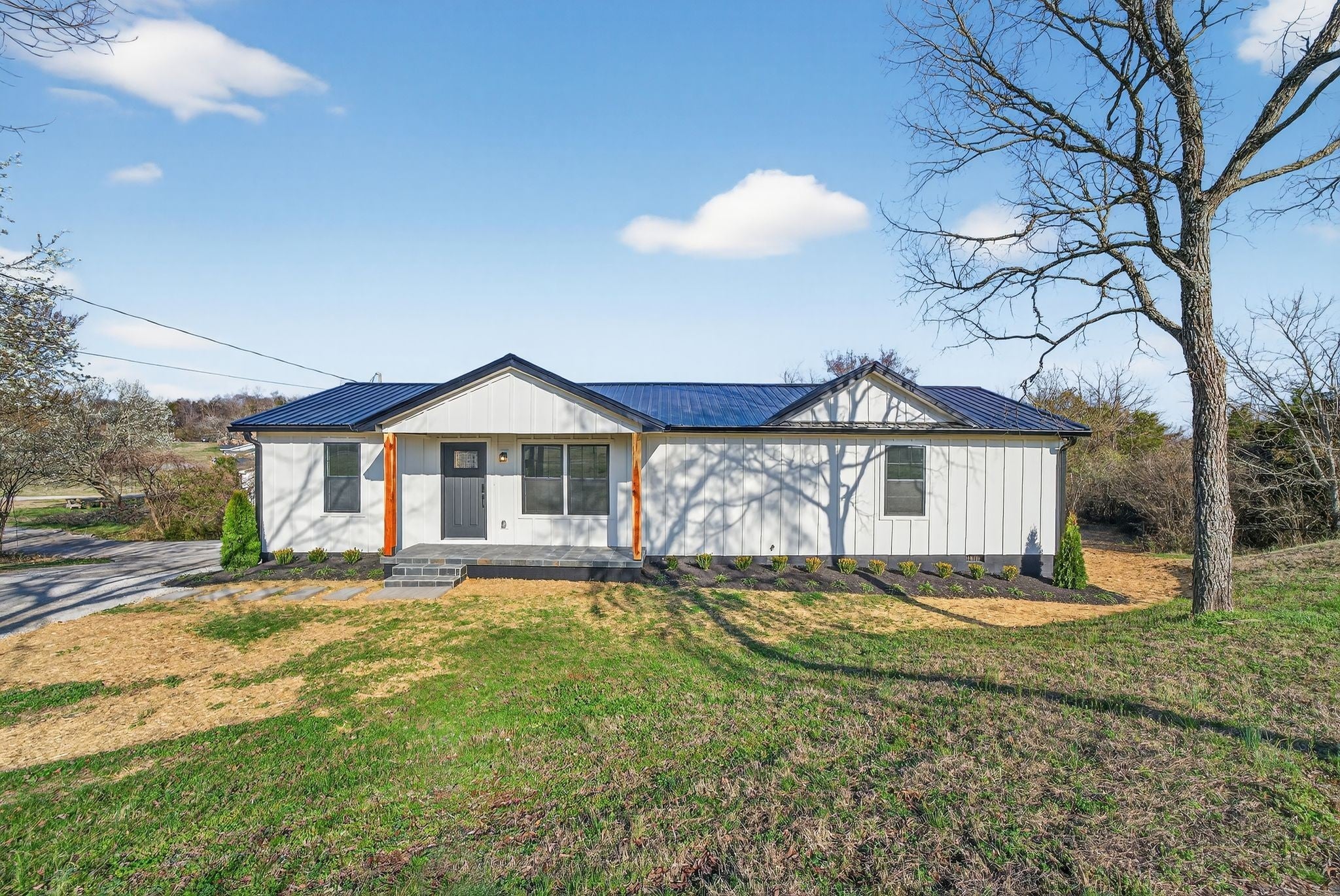 Photo of Listing #3145878