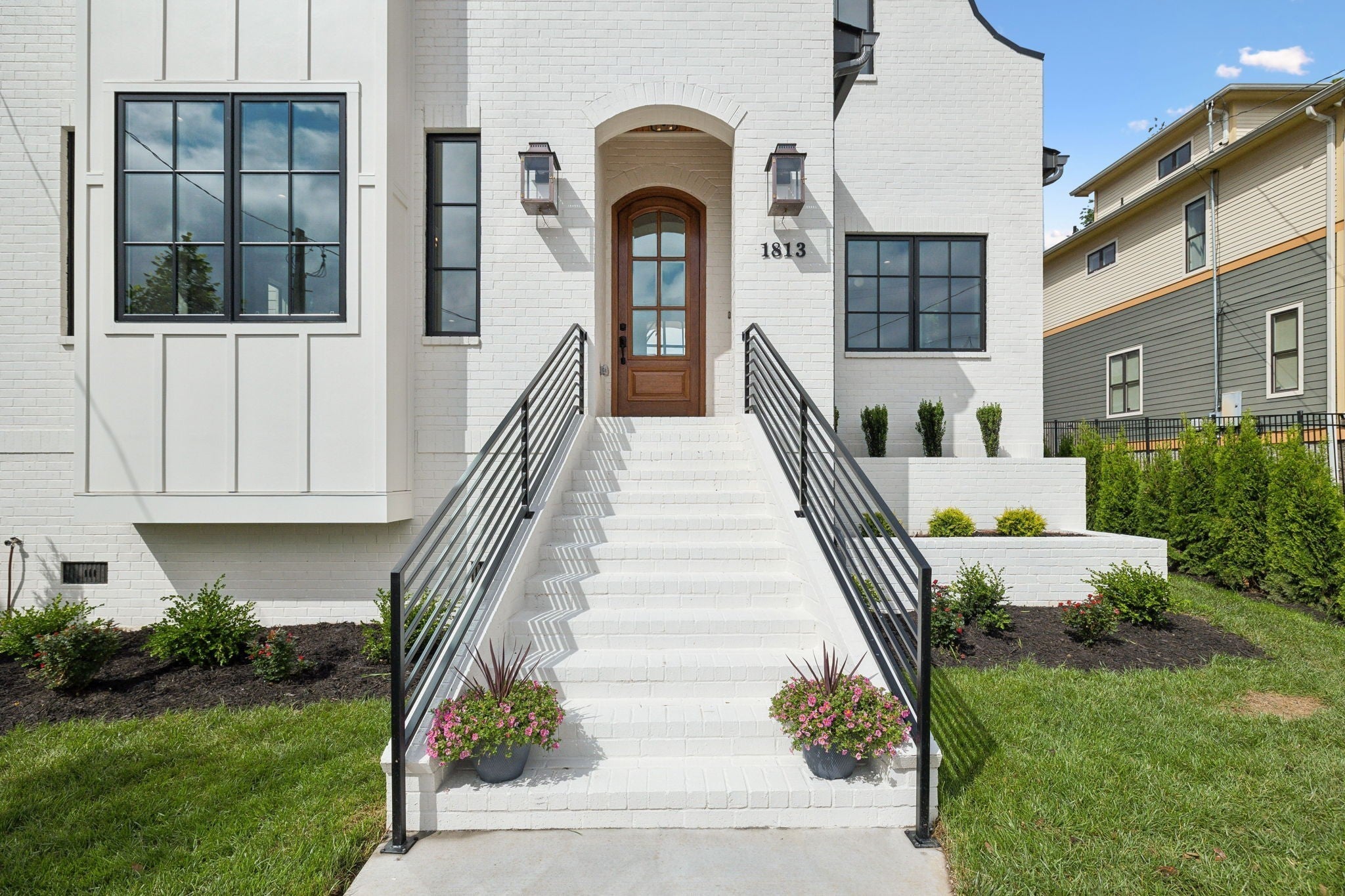 Photo of Listing #3145949