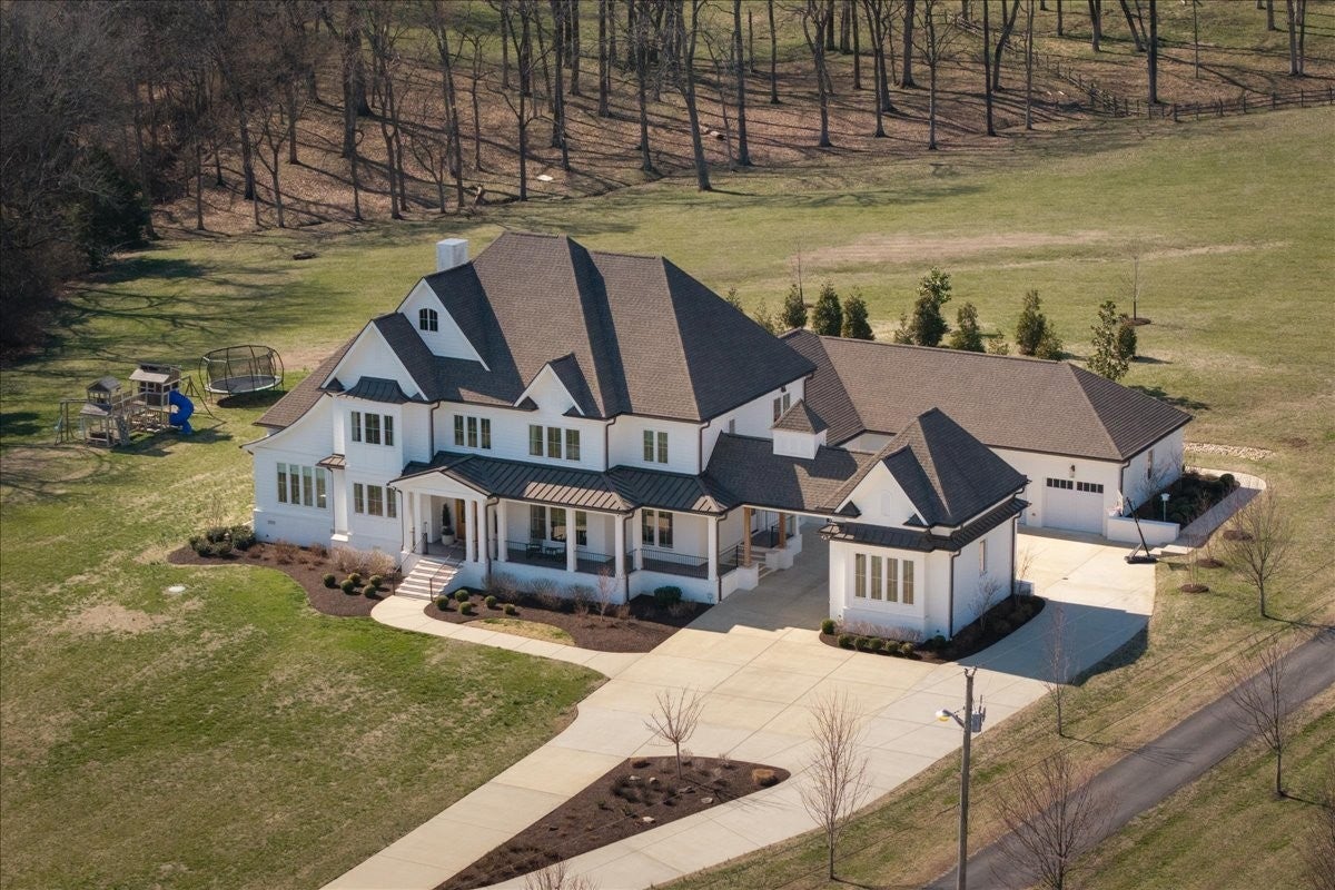 Photo of Listing #3145955