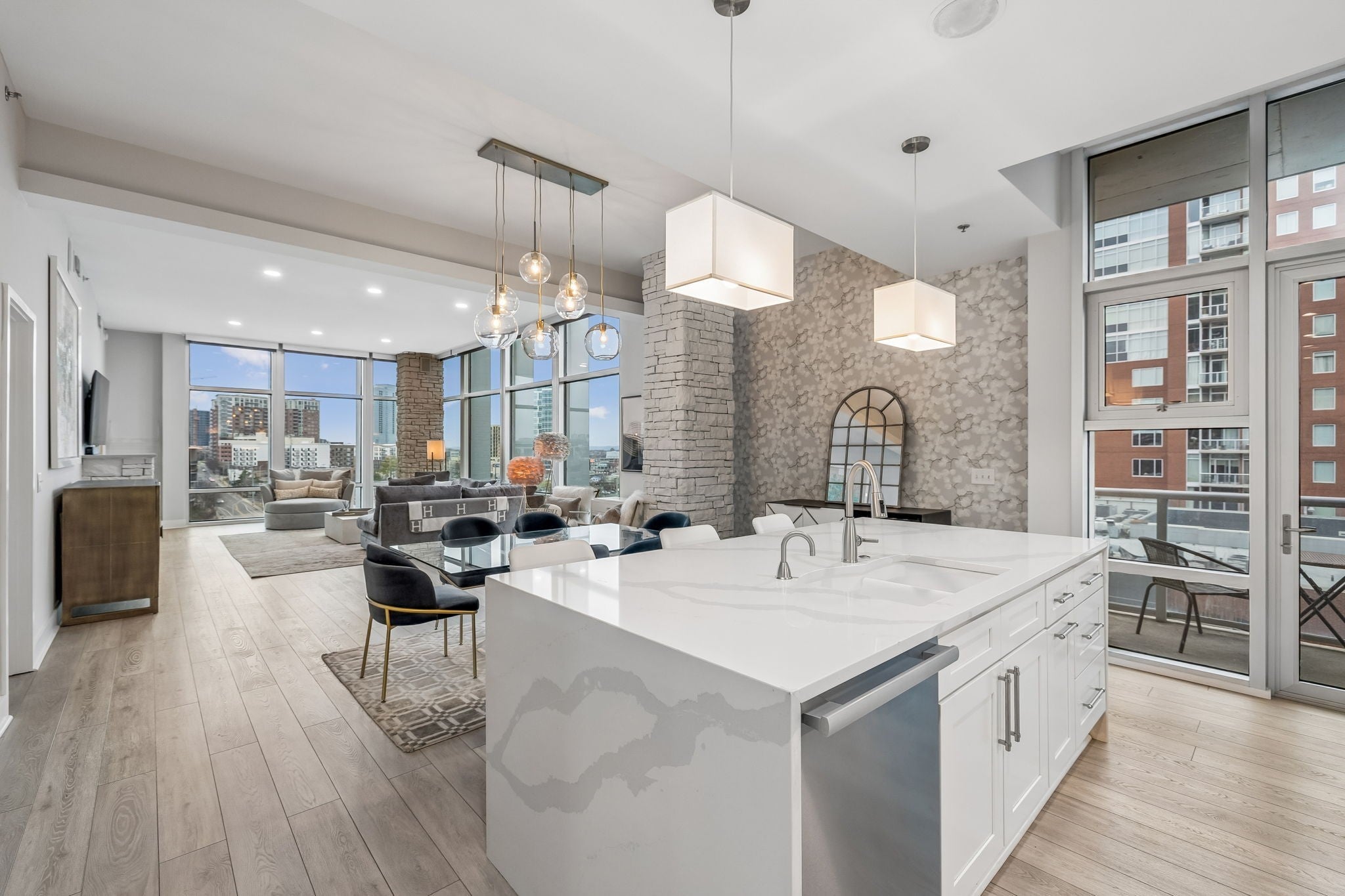 Photo of Listing #3145971