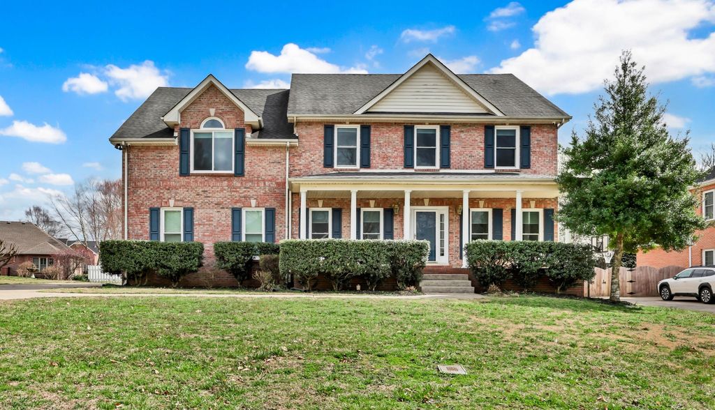 153 Edmonds Way, Clarksville