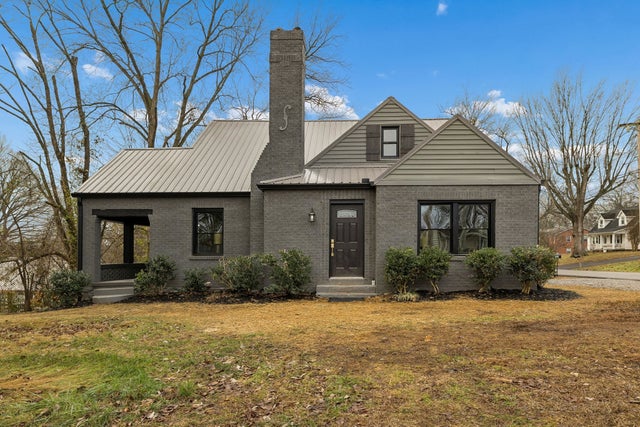 900 Belmont Ave, Shelbyville