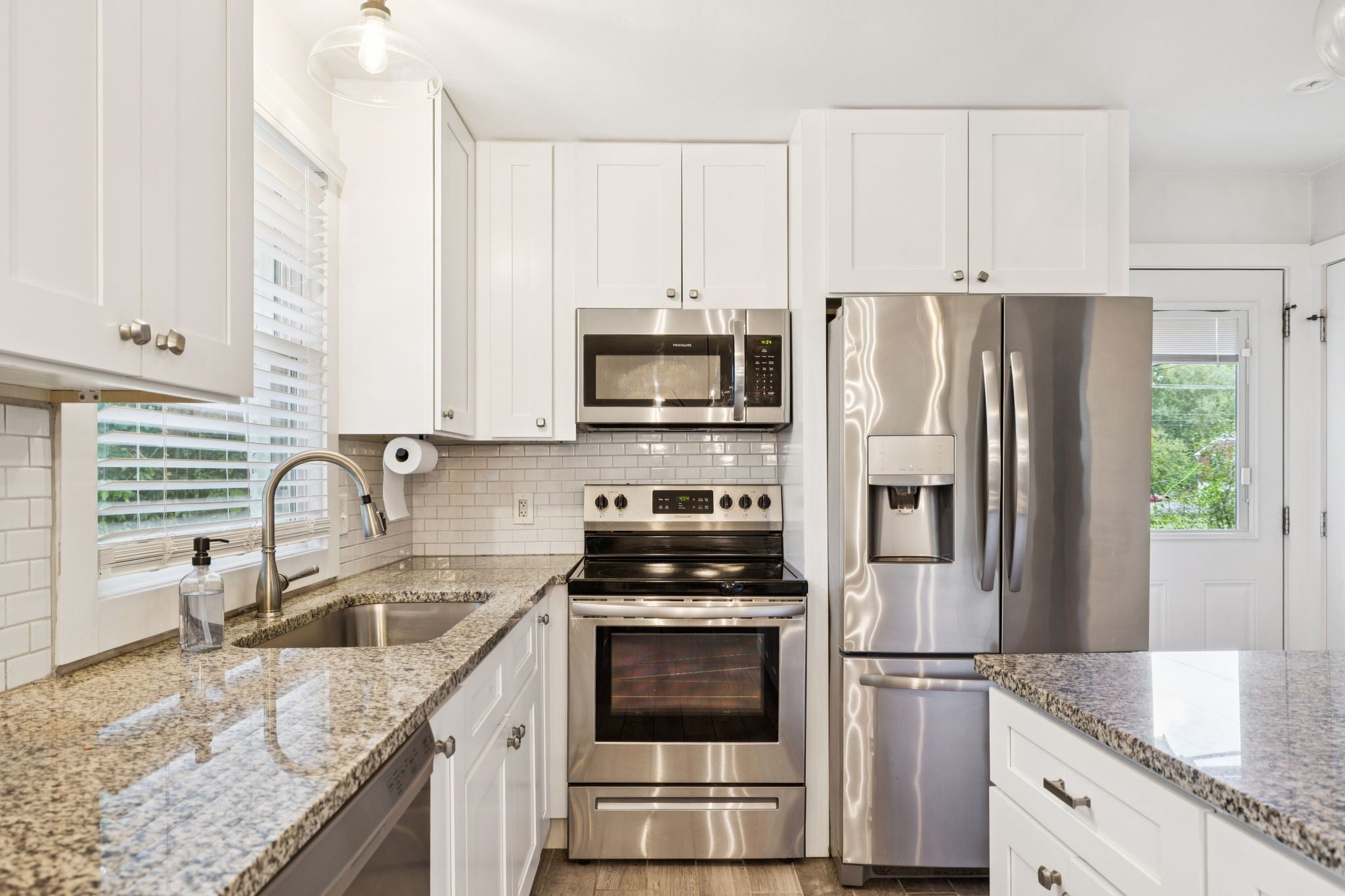 Photo of Listing #3146378