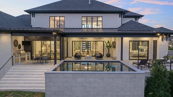 Photo of Listing #3146385