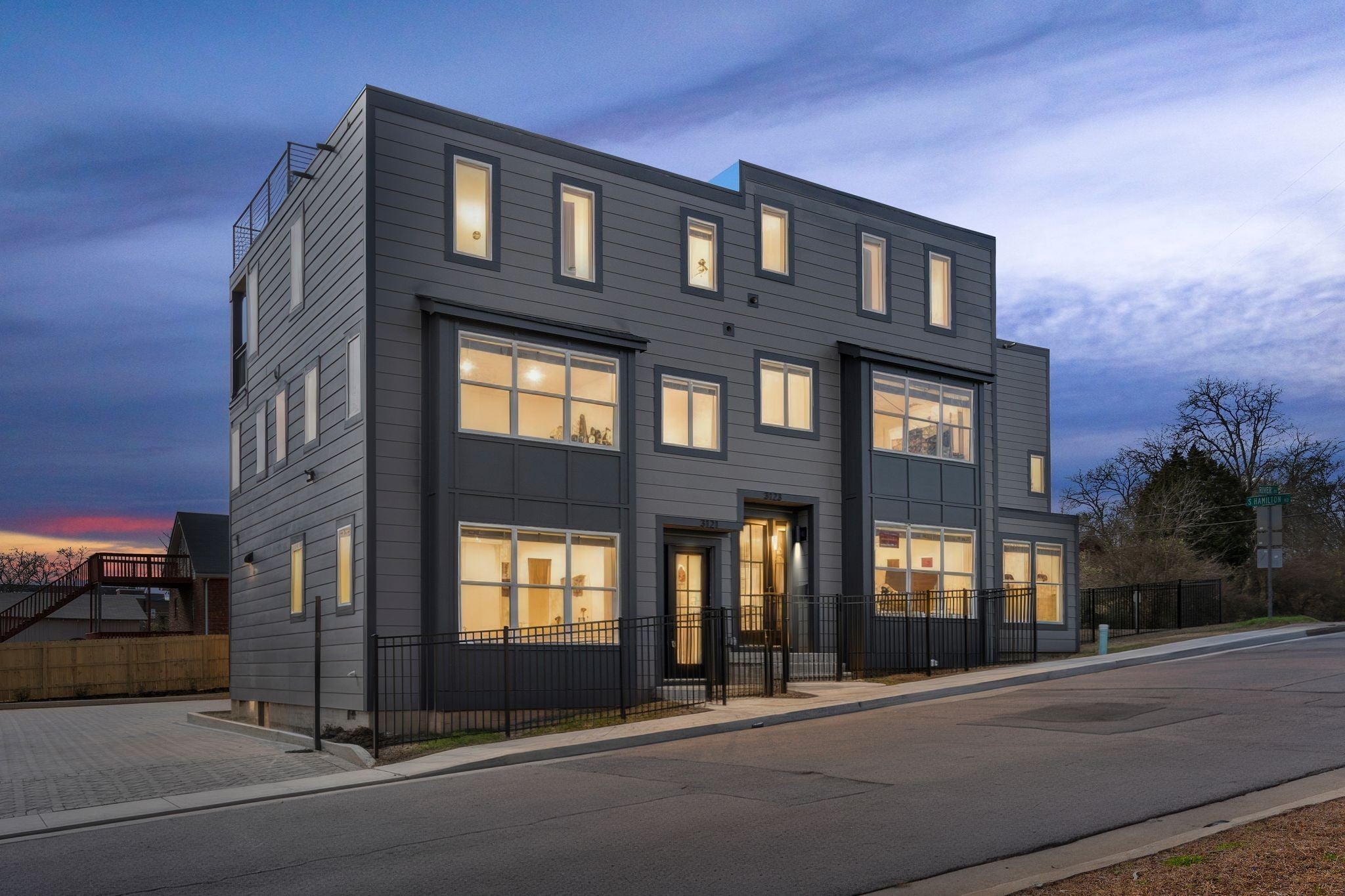 Photo of Listing #3146448