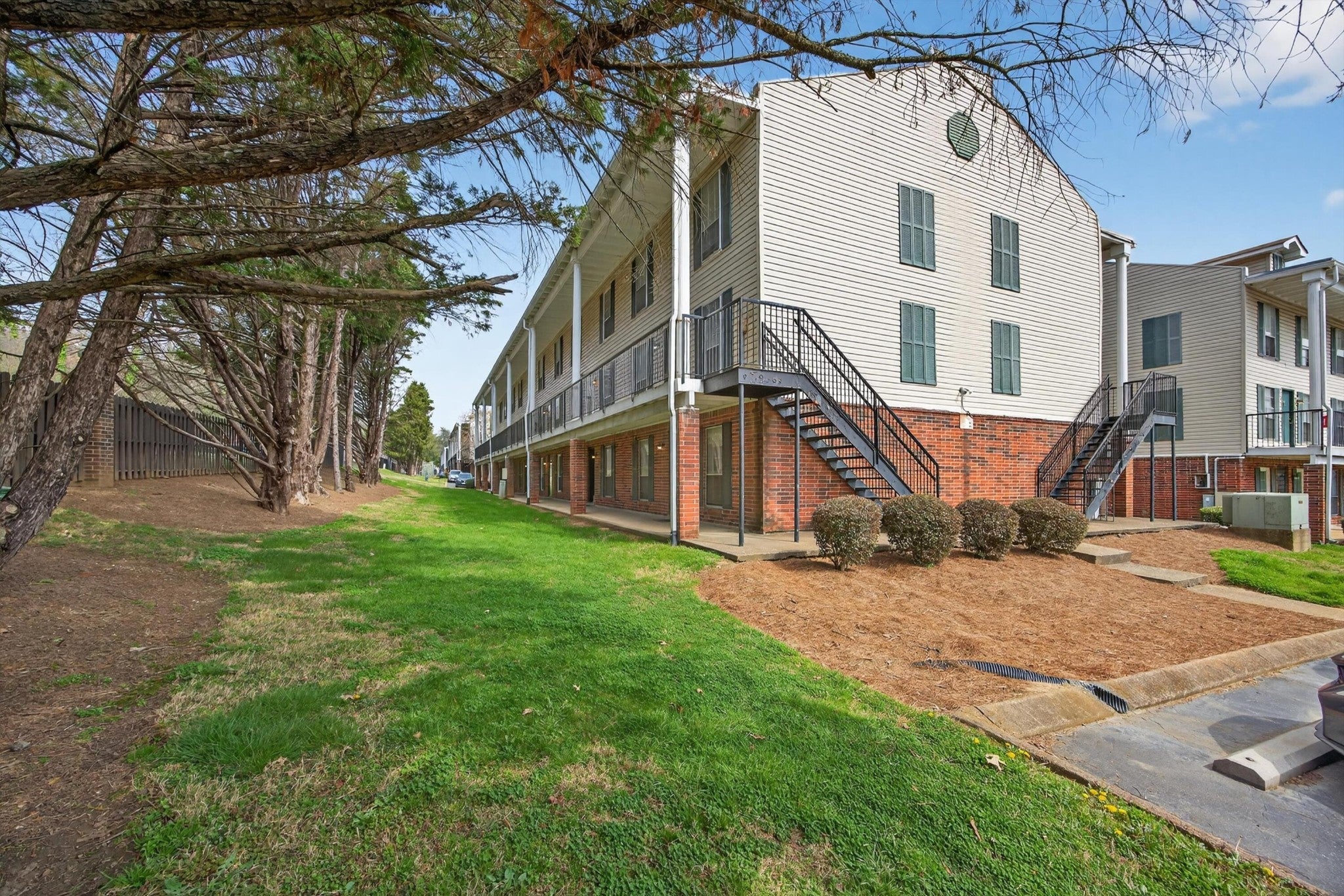 Photo of Listing #3146618