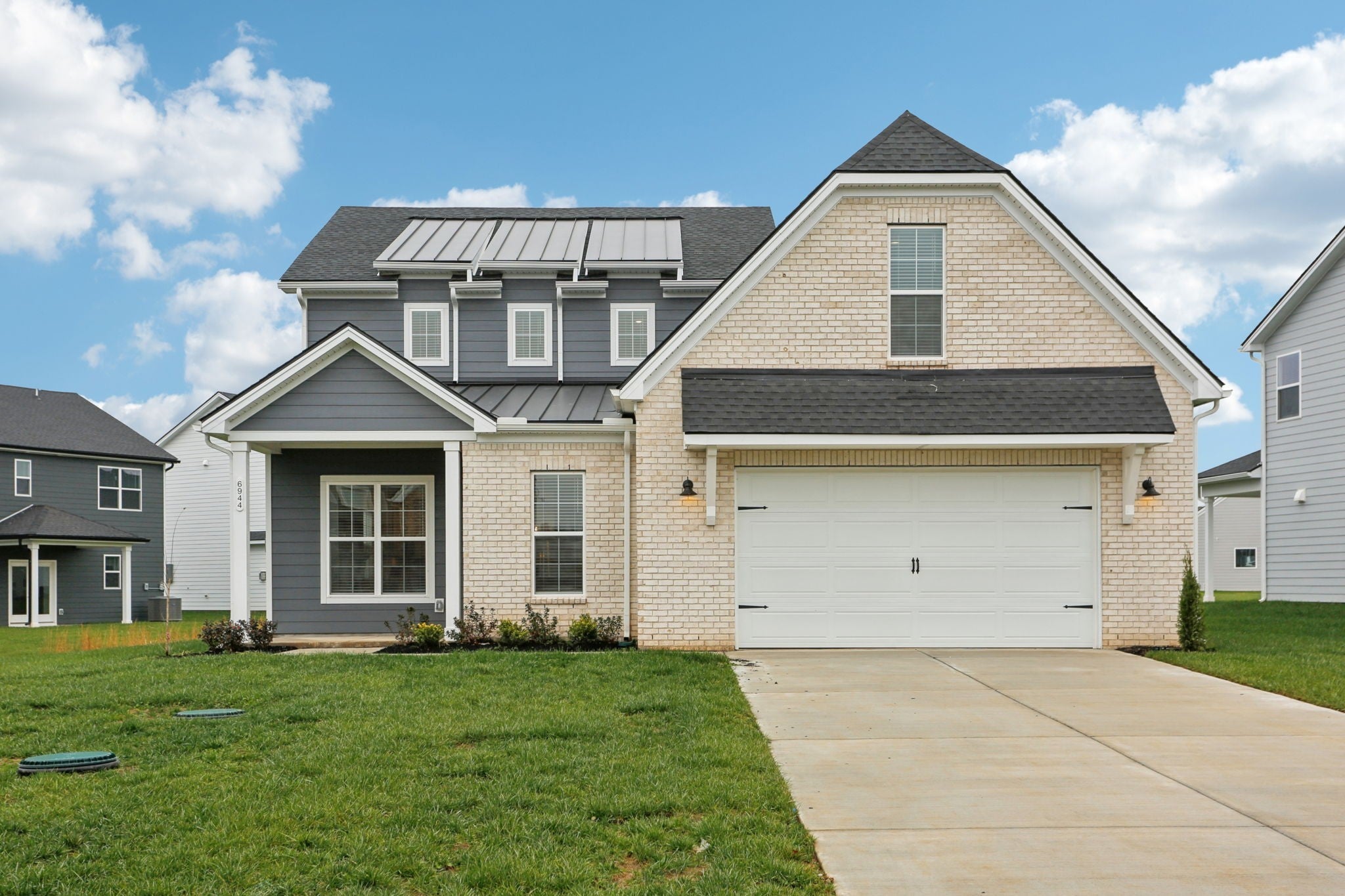 Home for sale in 6944 Wayana Drive Murfreesboro, TN