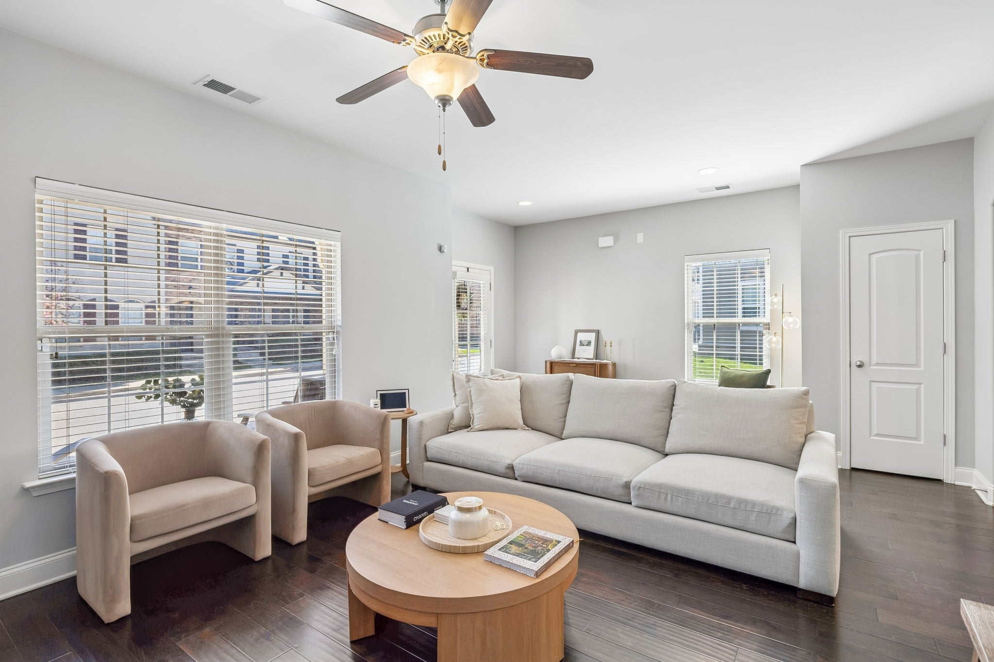 Photo of Listing #3146899