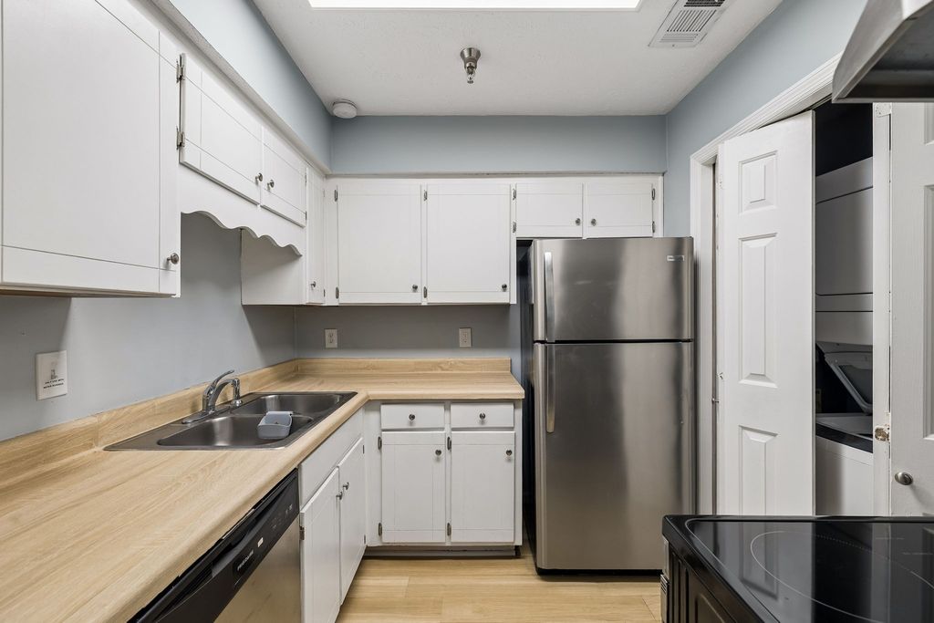 1808 State St 101, Nashville