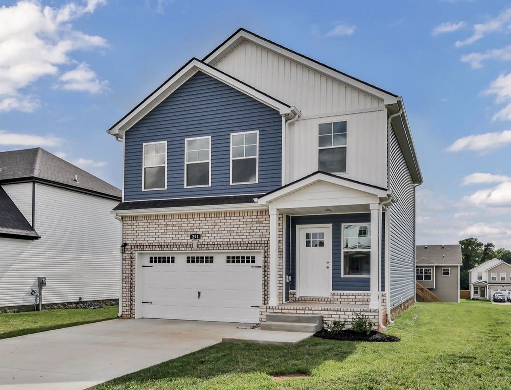 355 Cardinal Creek, Clarksville