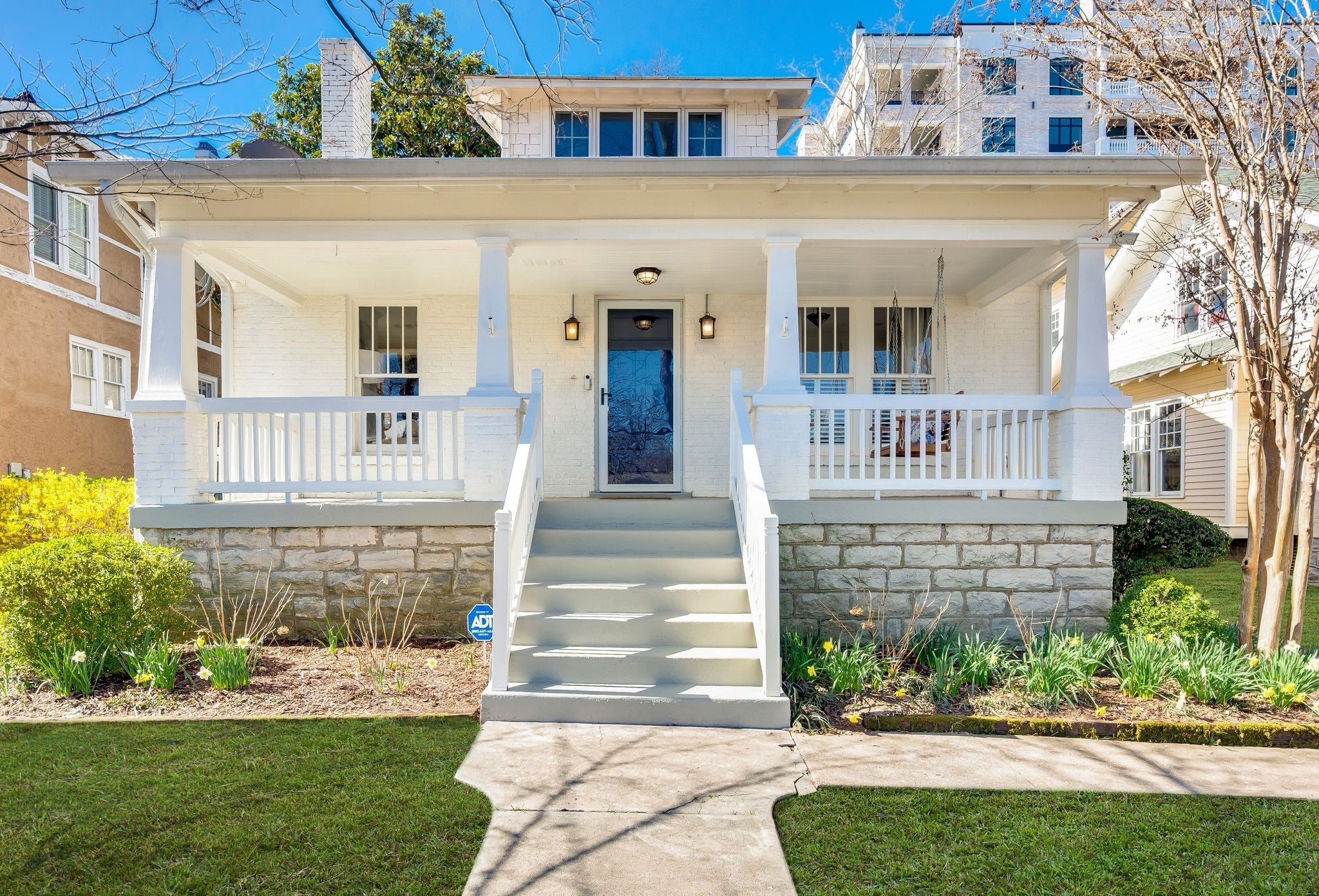 Photo of Listing #3147644