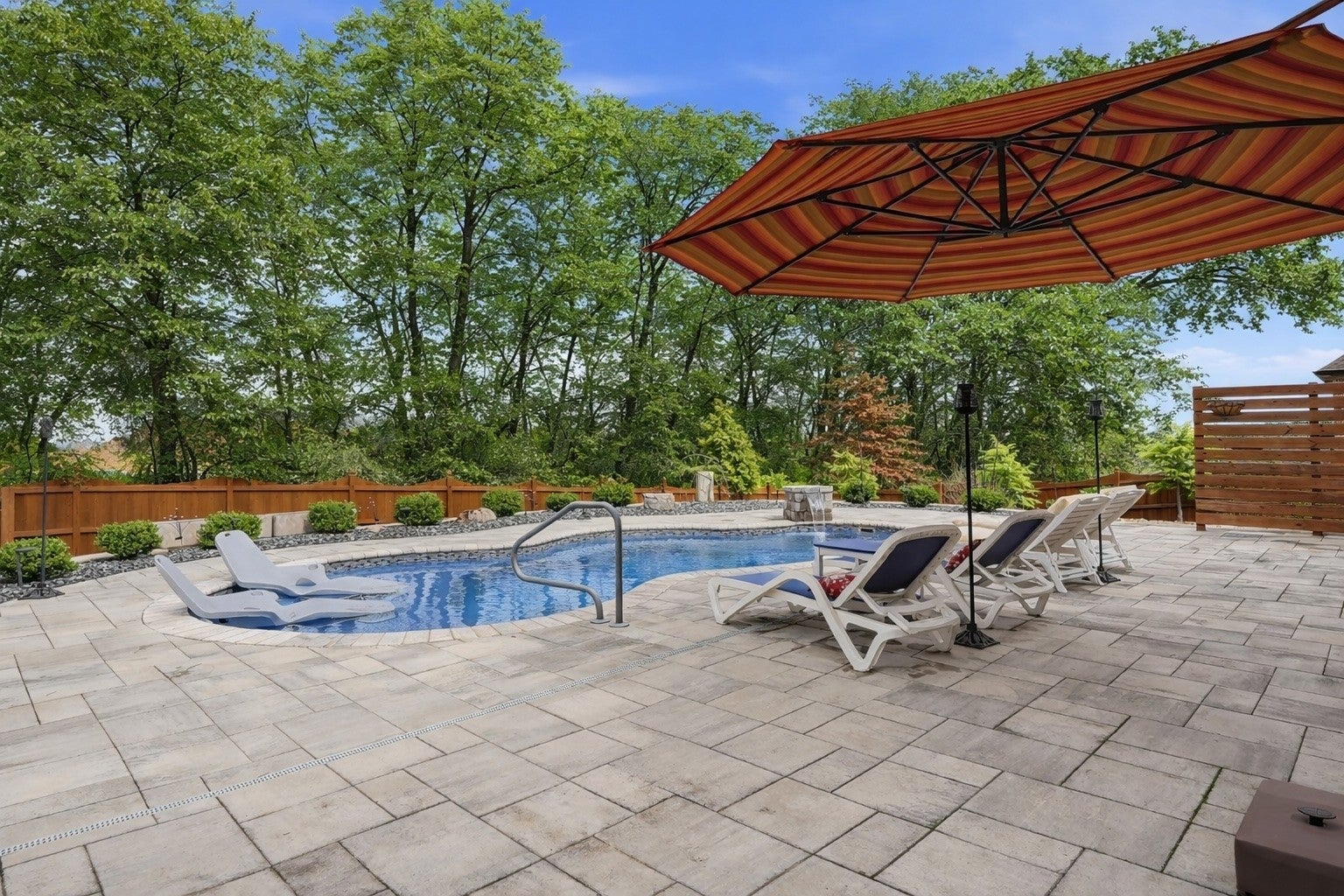 Photo of Listing #3147711