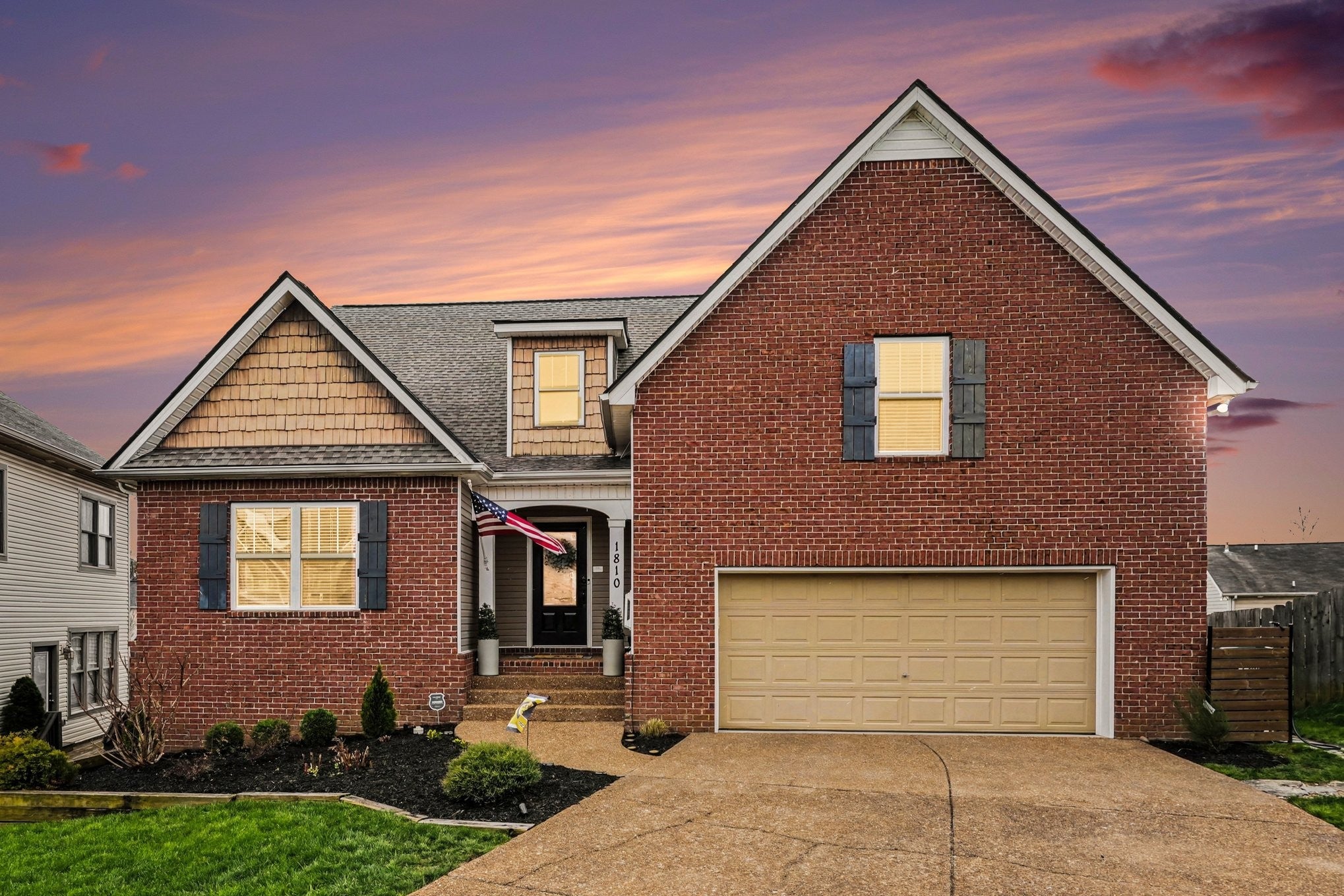 Photo of Listing #3147799