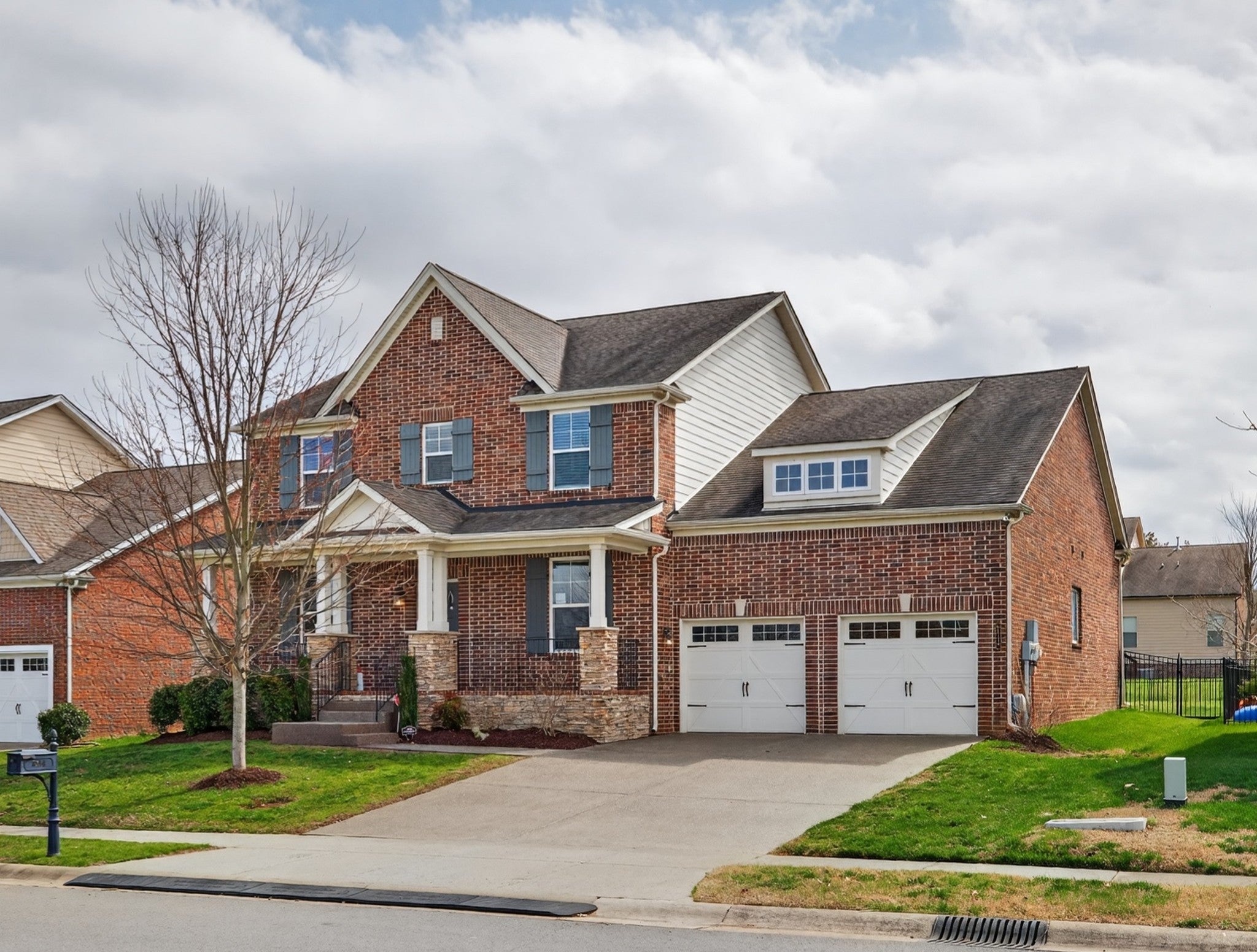 Photo of Listing #3147911