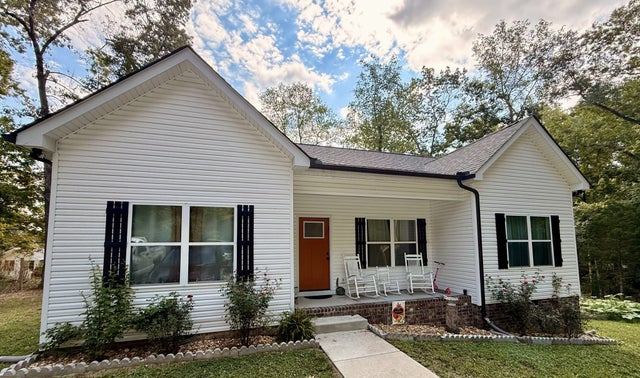 1021 Woodmont Dr, Dickson