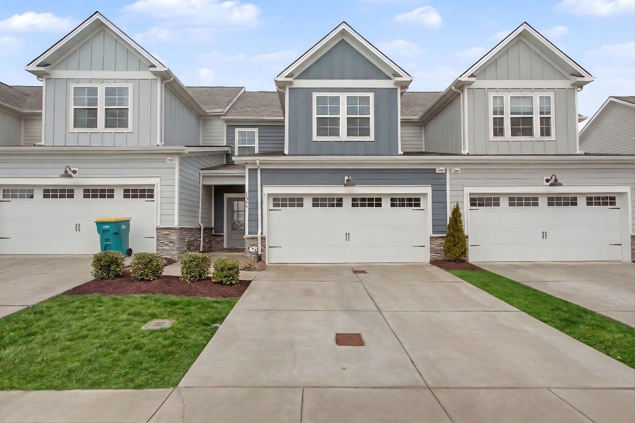 Photo of Listing #3148380