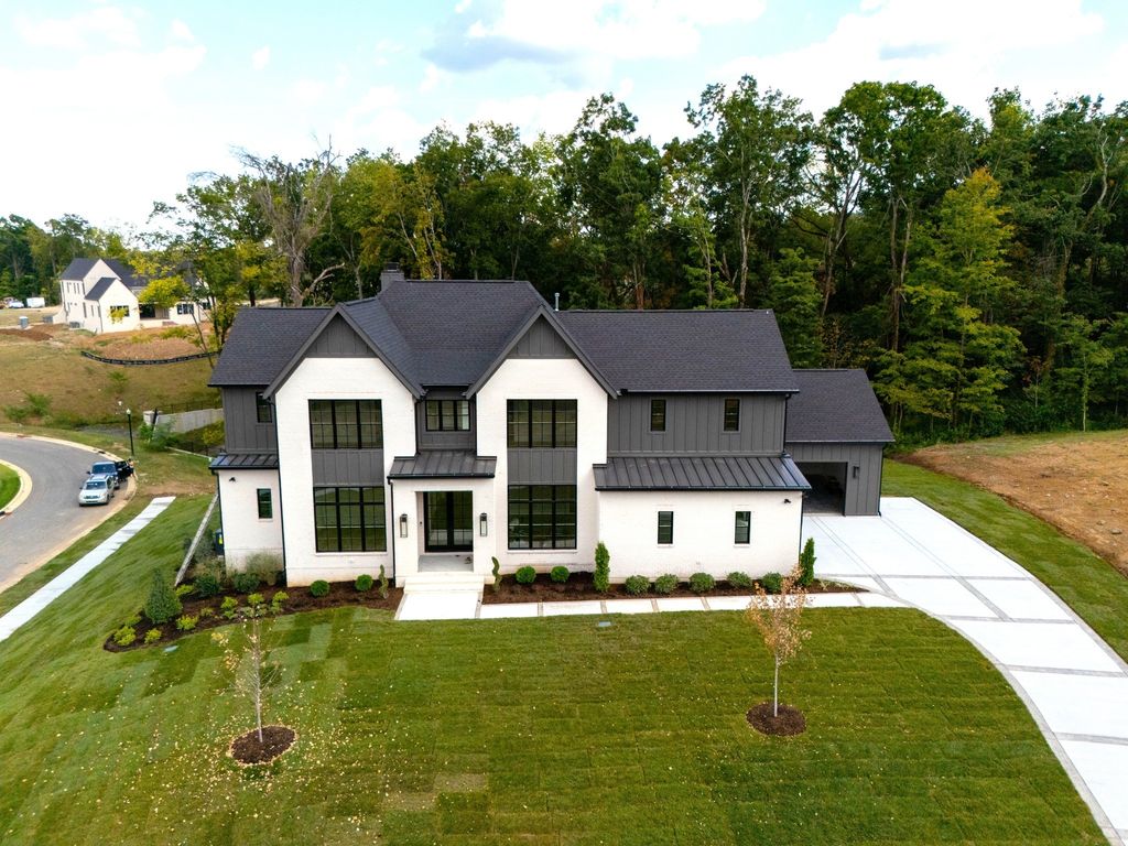 9405 Dewaal Ridge, Brentwood