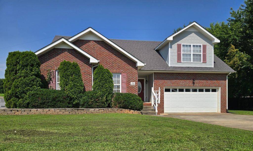 3700 Wheatfield Ln, Clarksville