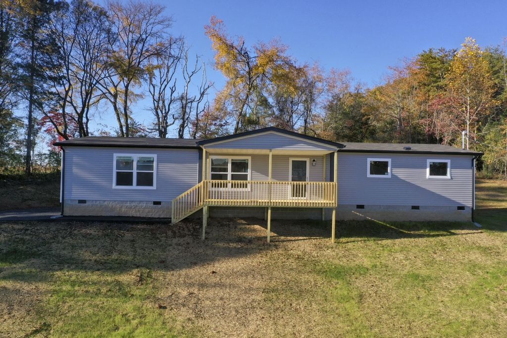 354 Bungalow Dr, Dandridge
